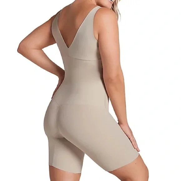 Leonisa Undetectable Edge Mid-Thigh Bodysuit Shaper Sz Large